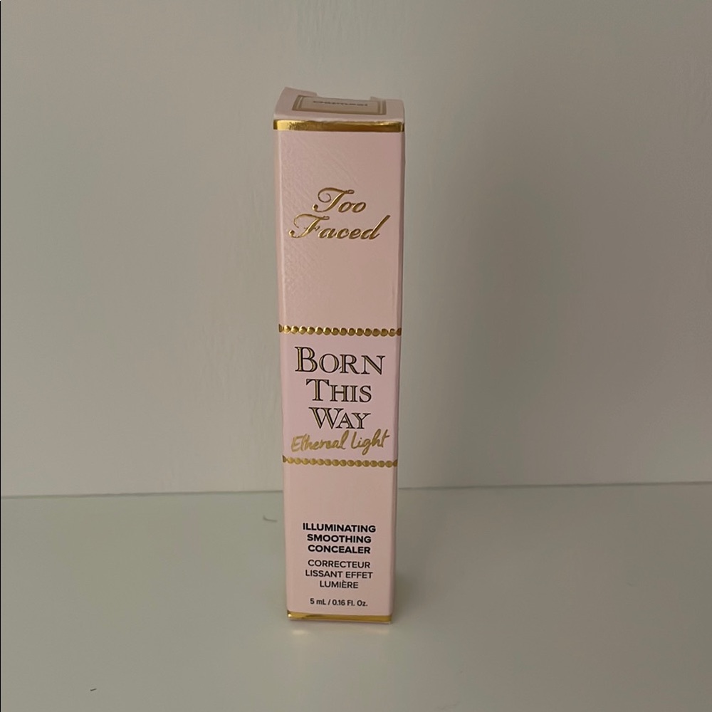 Too Faced Born This Way Ethereal Light Concealer